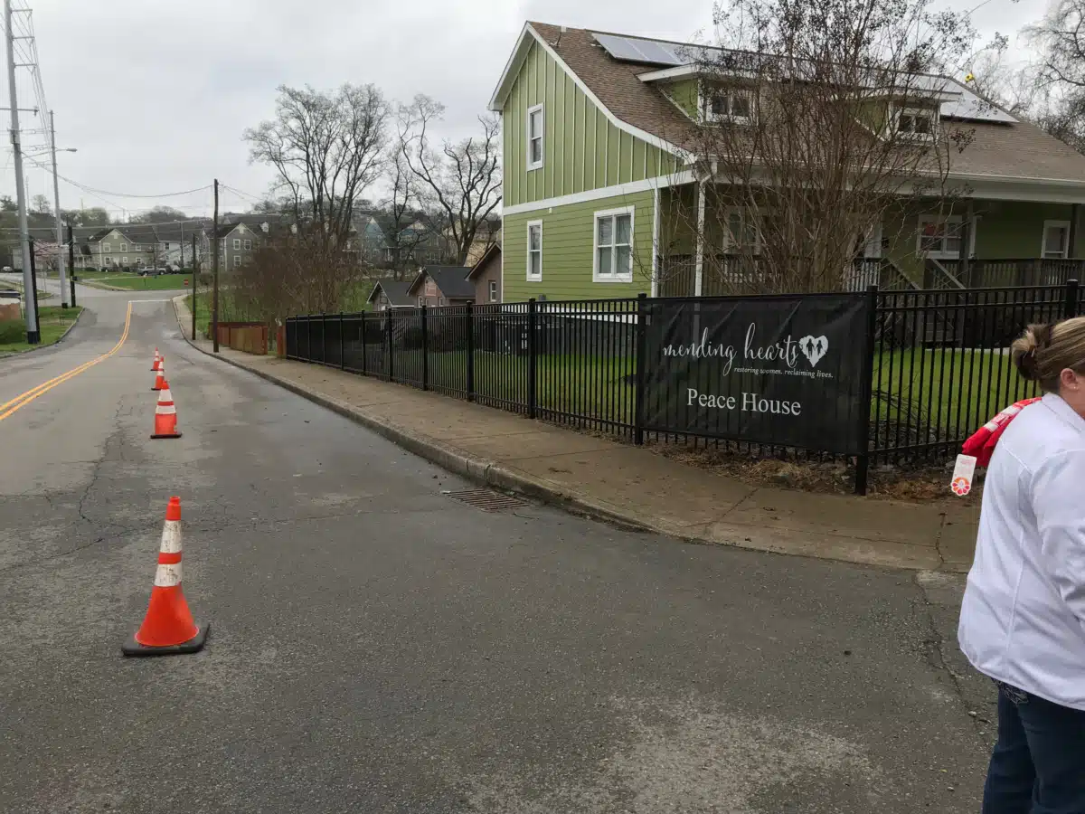 Mending Hearts Inc - Hero Image